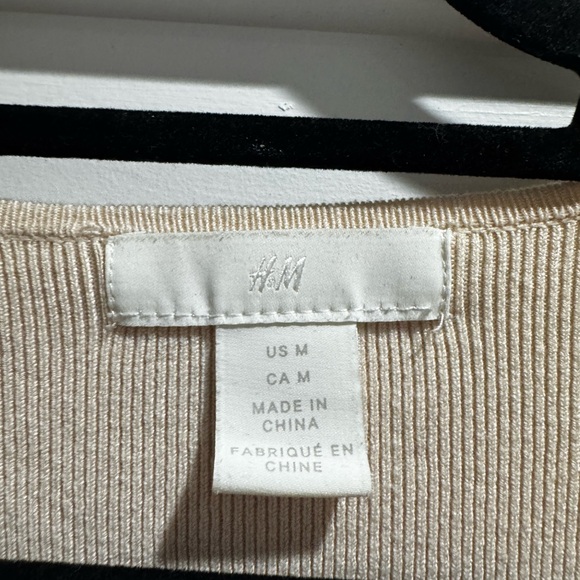 H&M Beige Ribbed Knit Top - Picture 2 of 3